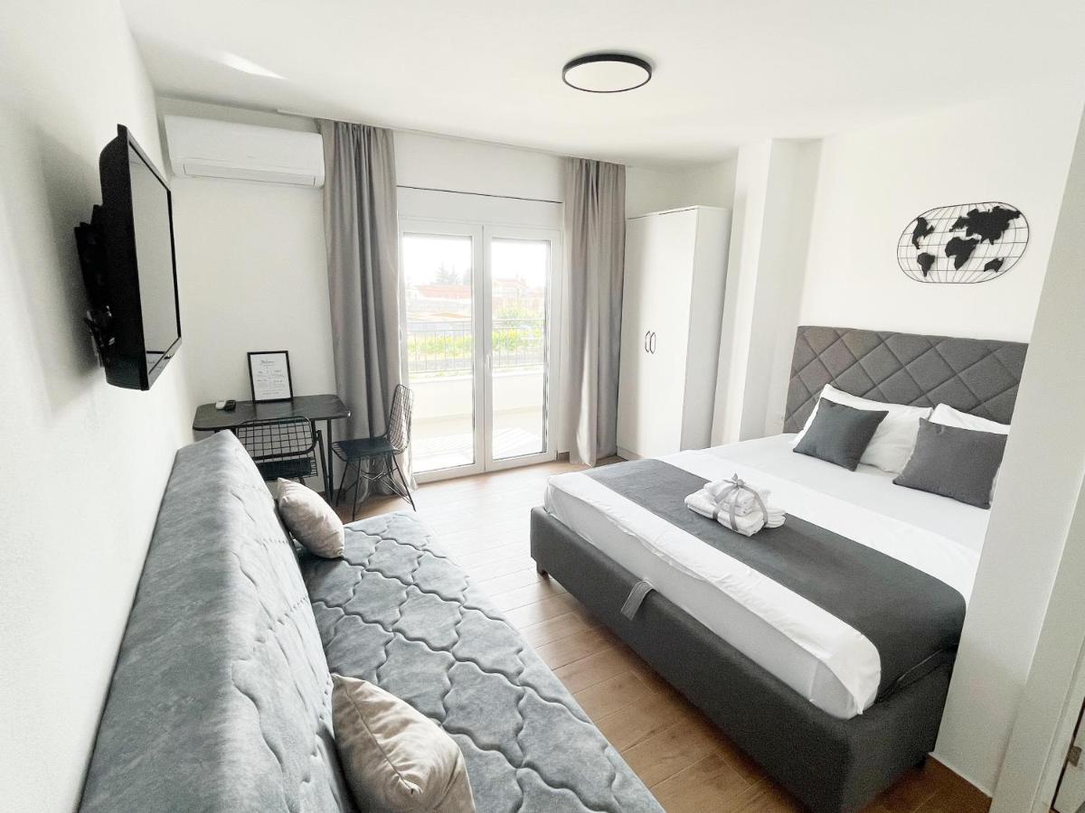 Lana Apartmani Bar Extérieur photo