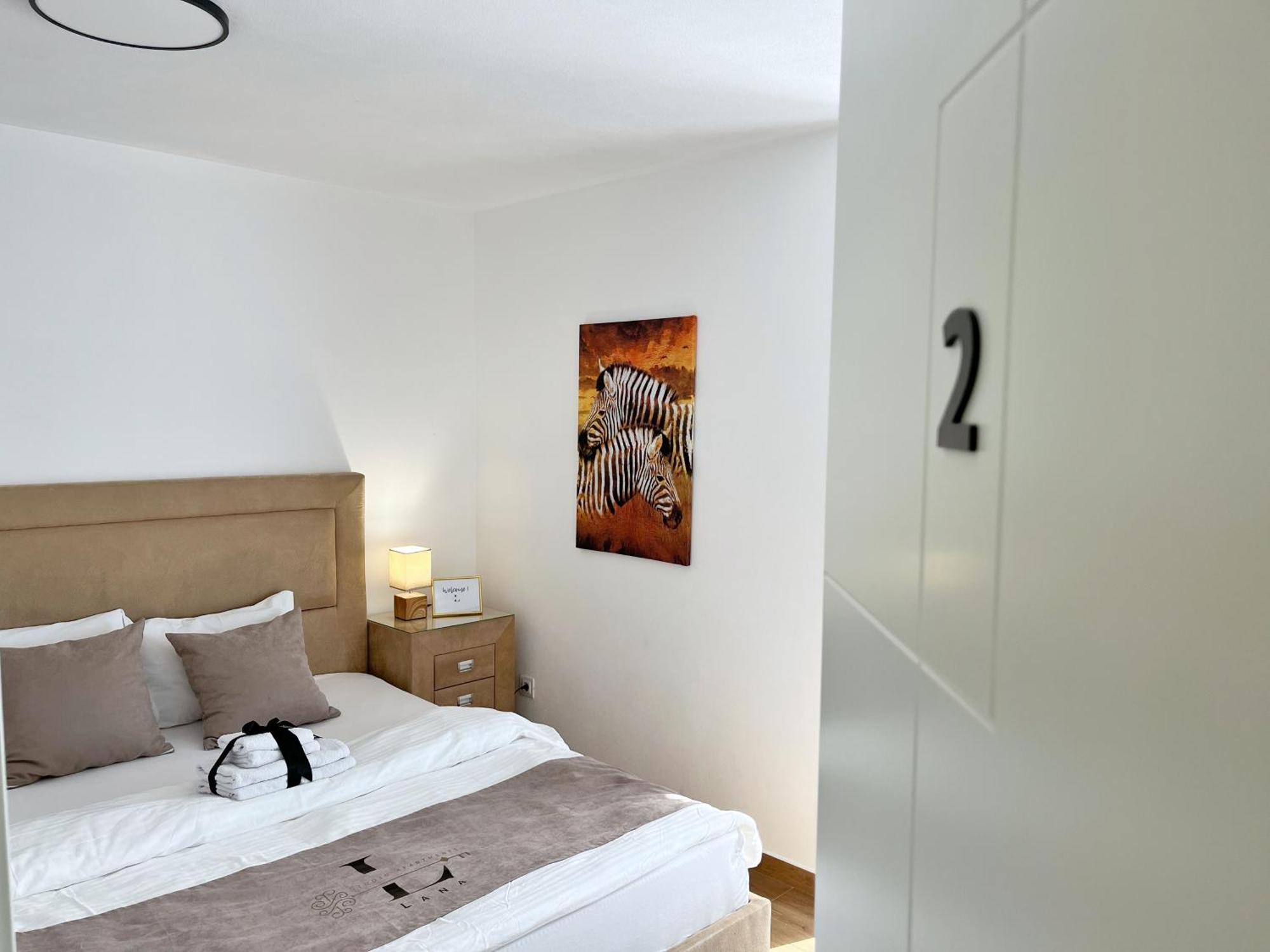 Lana Apartmani Bar Extérieur photo